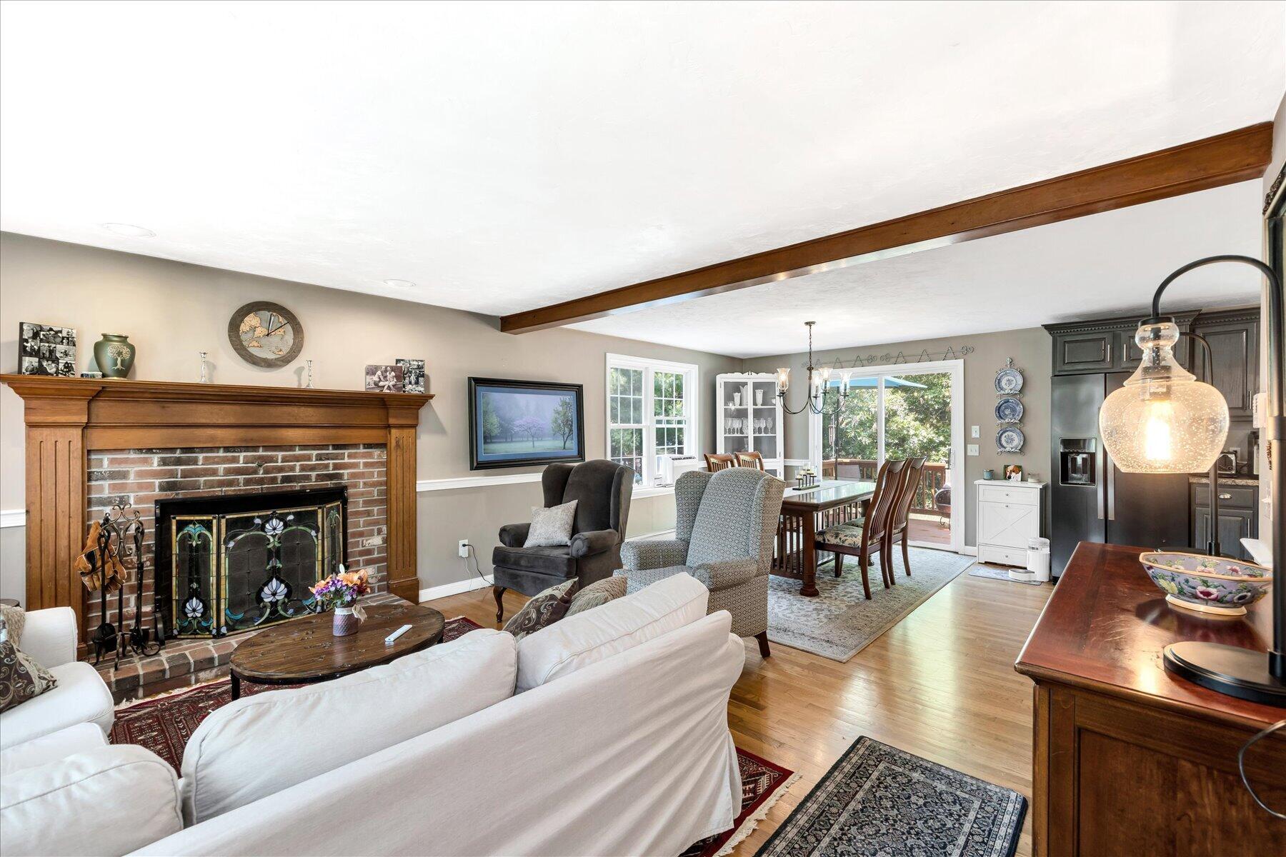 53 Thornberry Circle Mashpee MA 02649