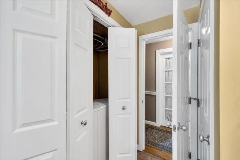 53 Thornberry Circle Mashpee MA 02649