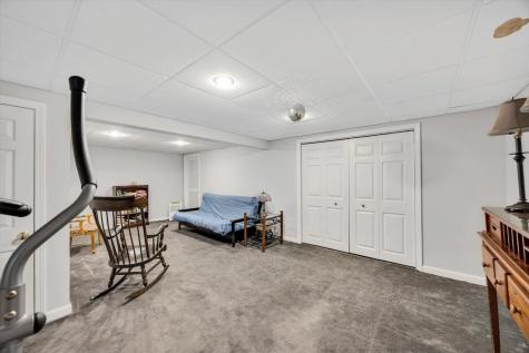 53 Thornberry Circle Mashpee MA 02649