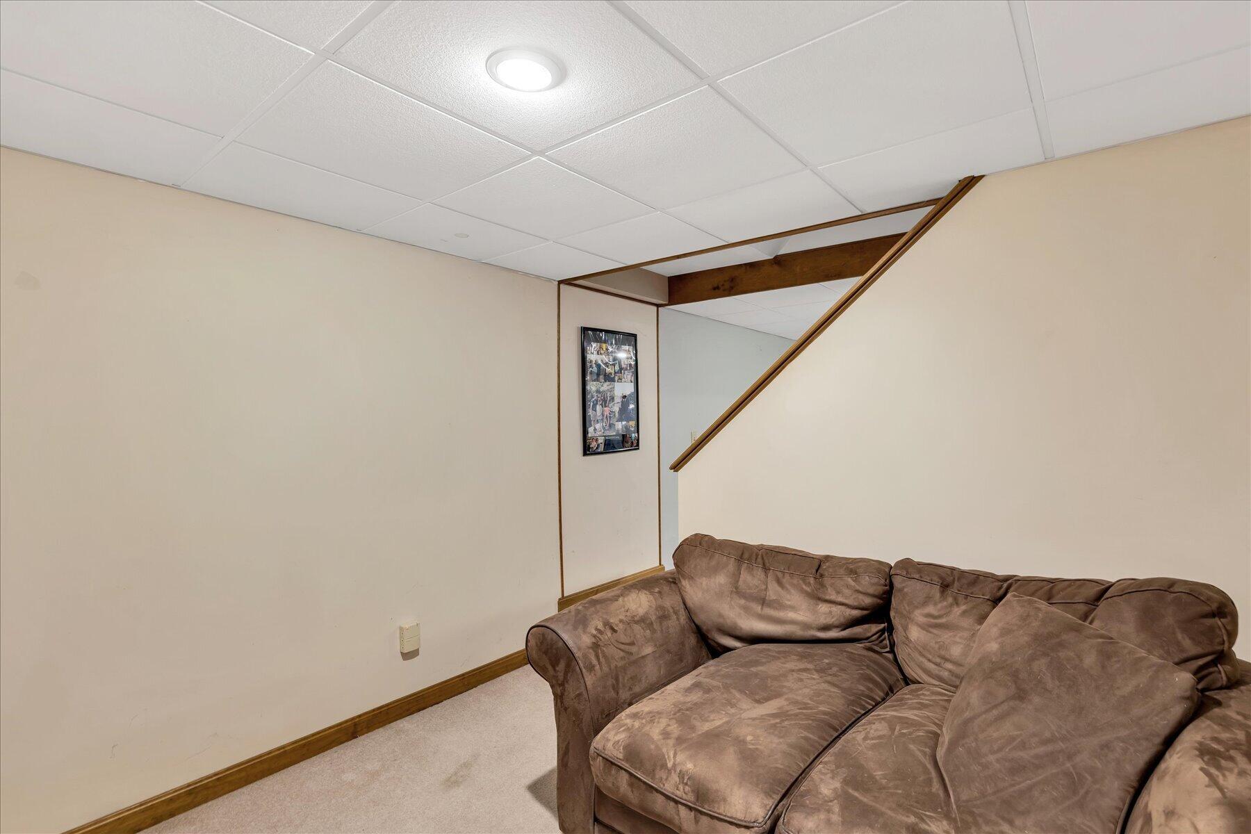 53 Thornberry Circle Mashpee MA 02649