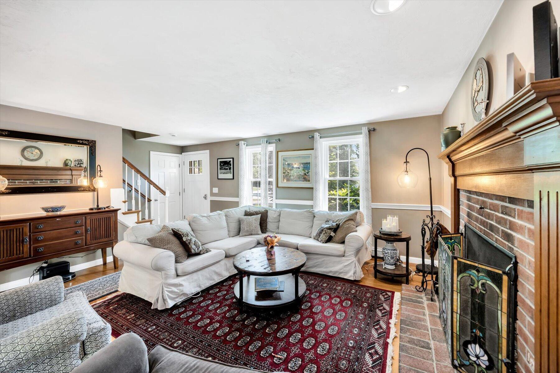 53 Thornberry Circle Mashpee MA 02649