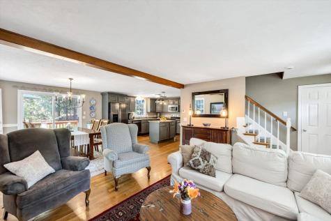 53 Thornberry Circle Mashpee MA 02649