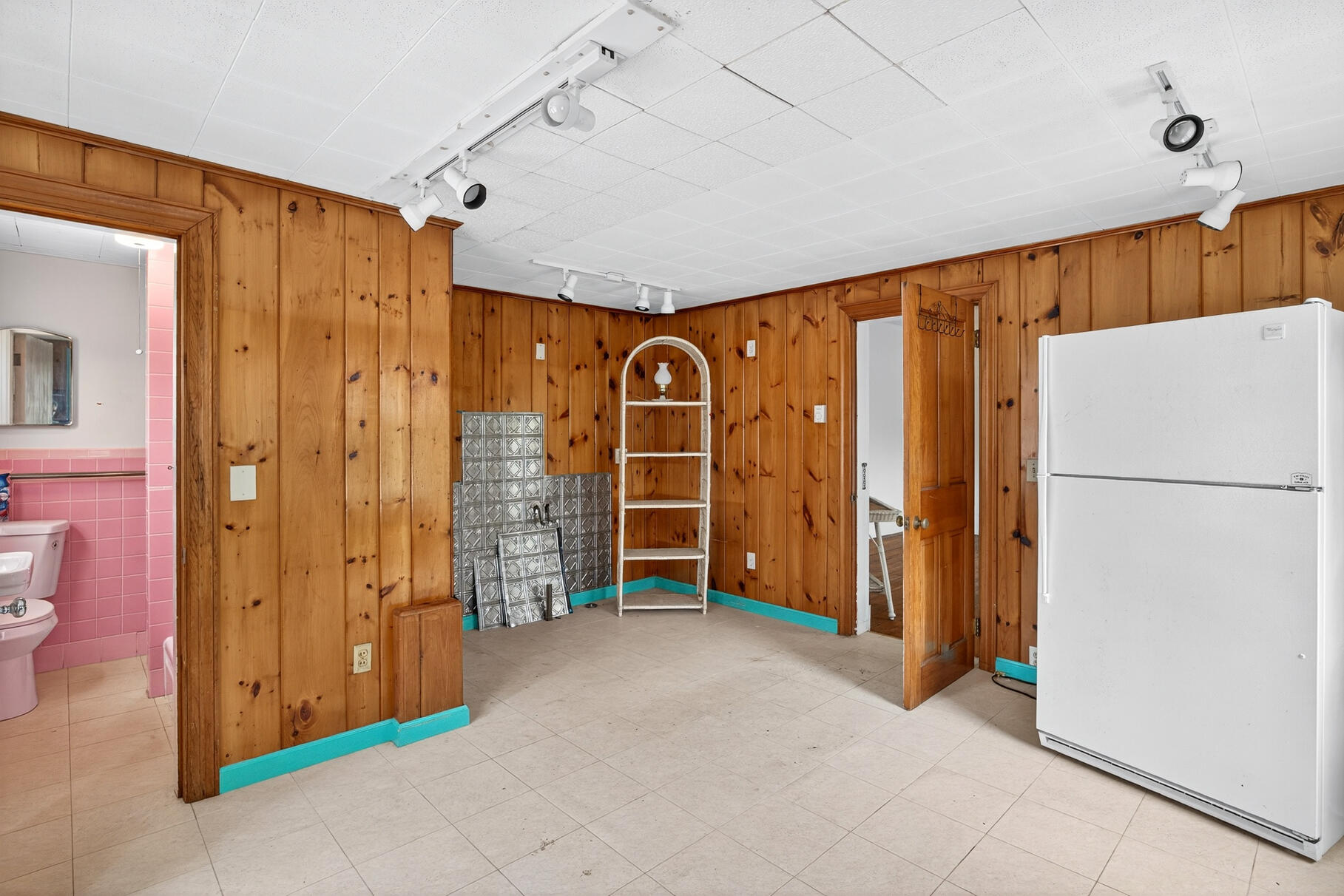 216 Main Street Orleans MA 02653