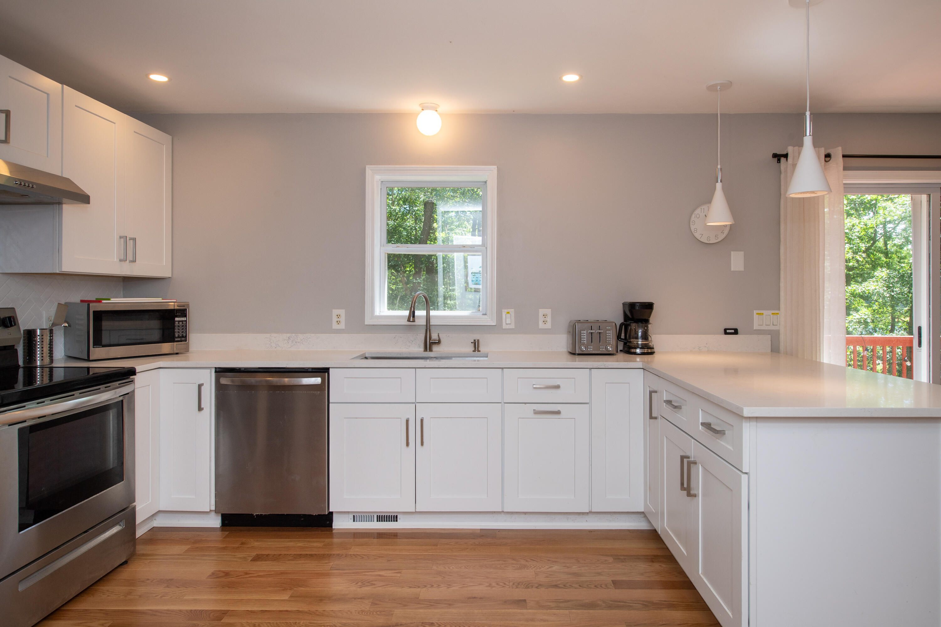 8 Raccoon Lane Forestdale MA 02644