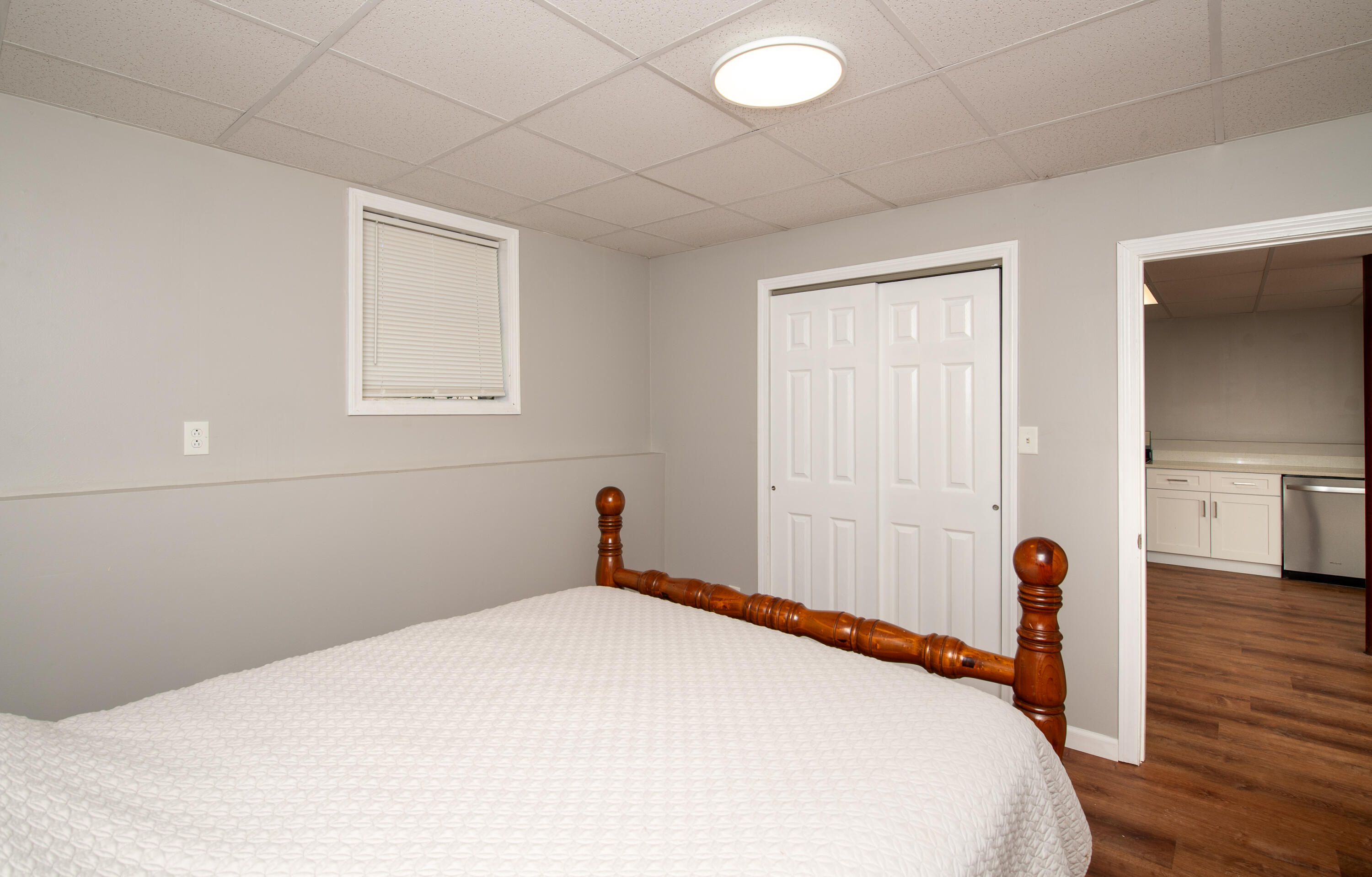 8 Raccoon Lane Forestdale MA 02644