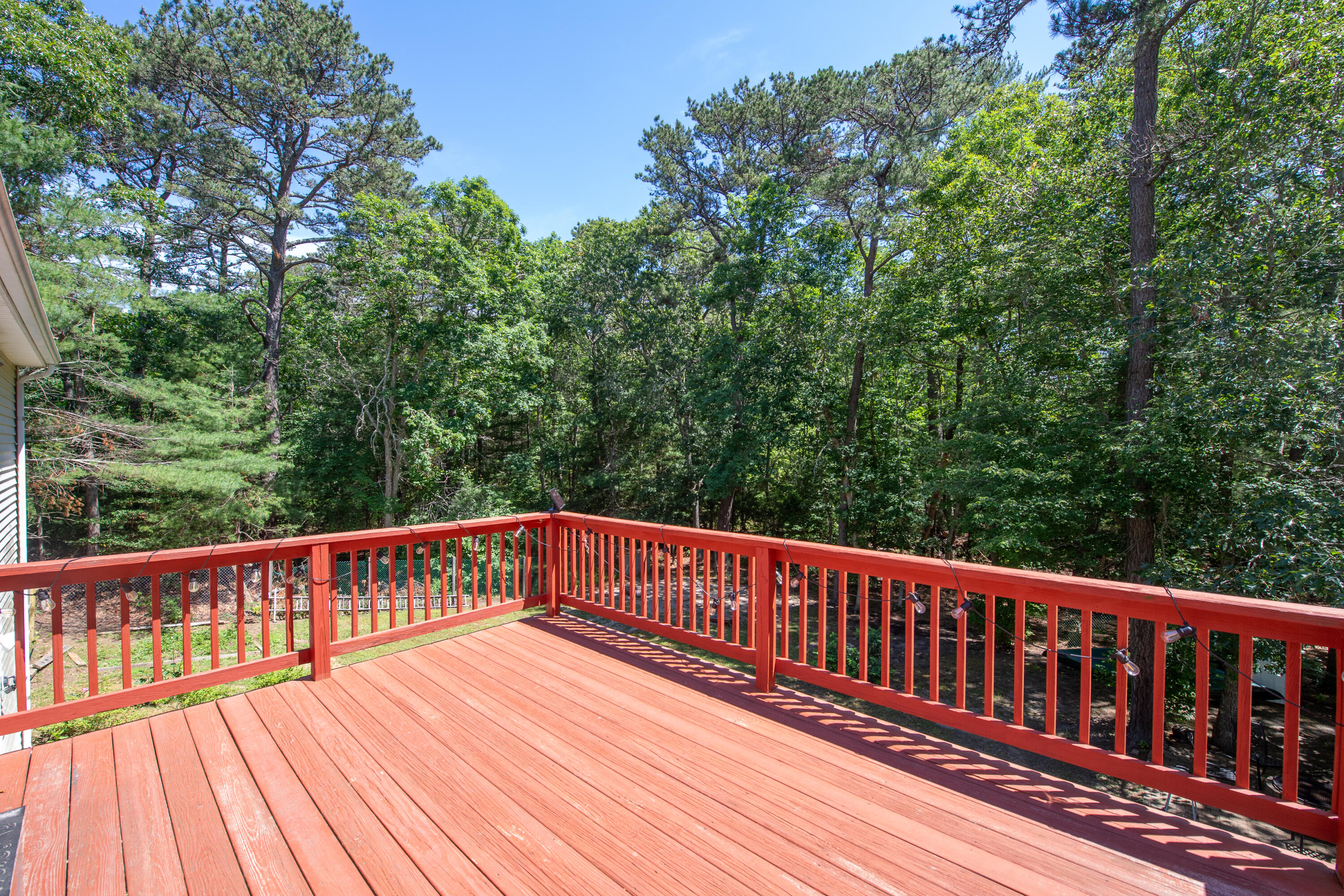 8 Raccoon Lane Forestdale MA 02644