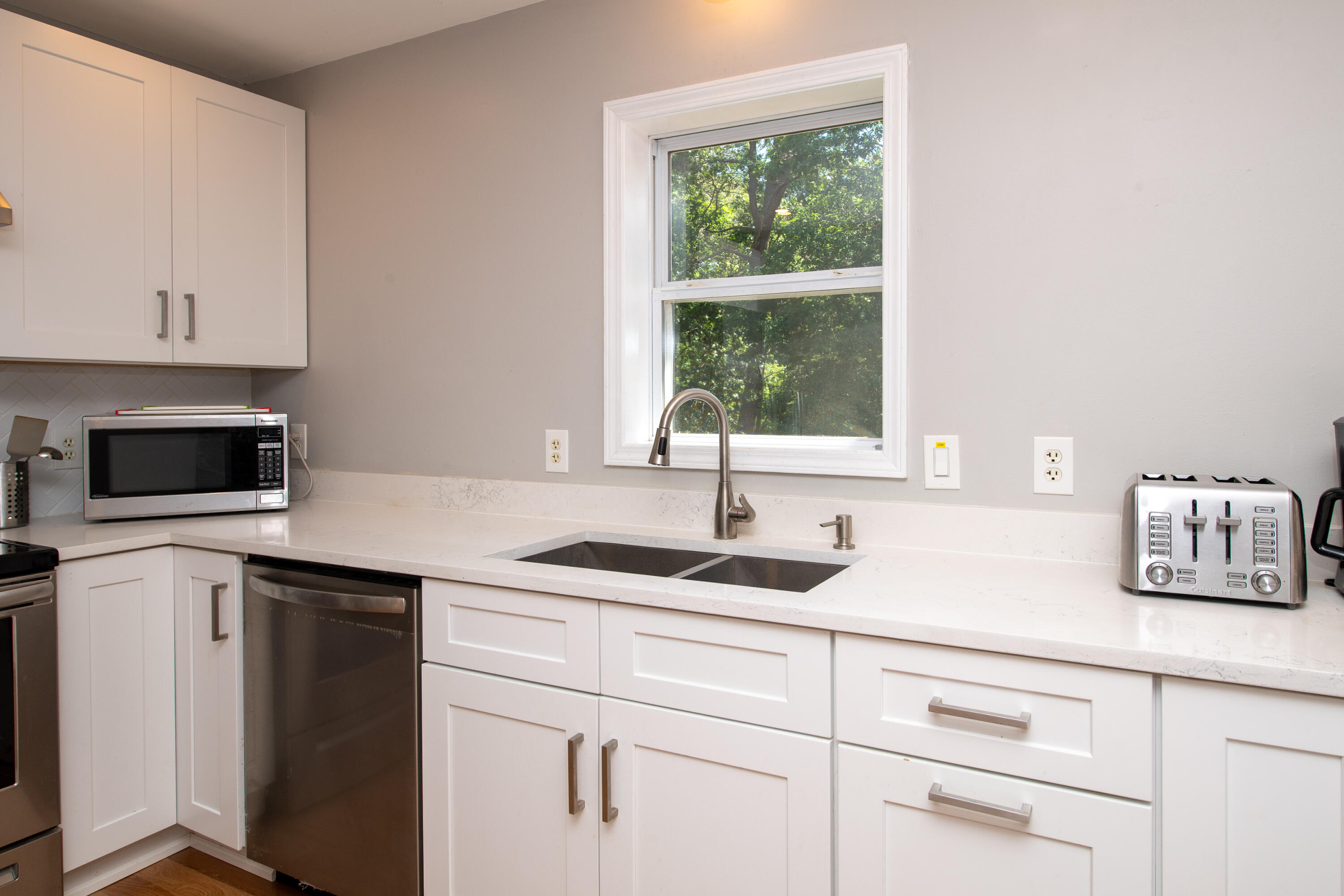 8 Raccoon Lane Forestdale MA 02644