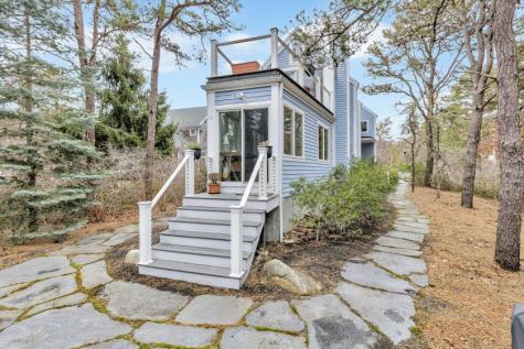 304 Red Brook Road Mashpee MA 02649