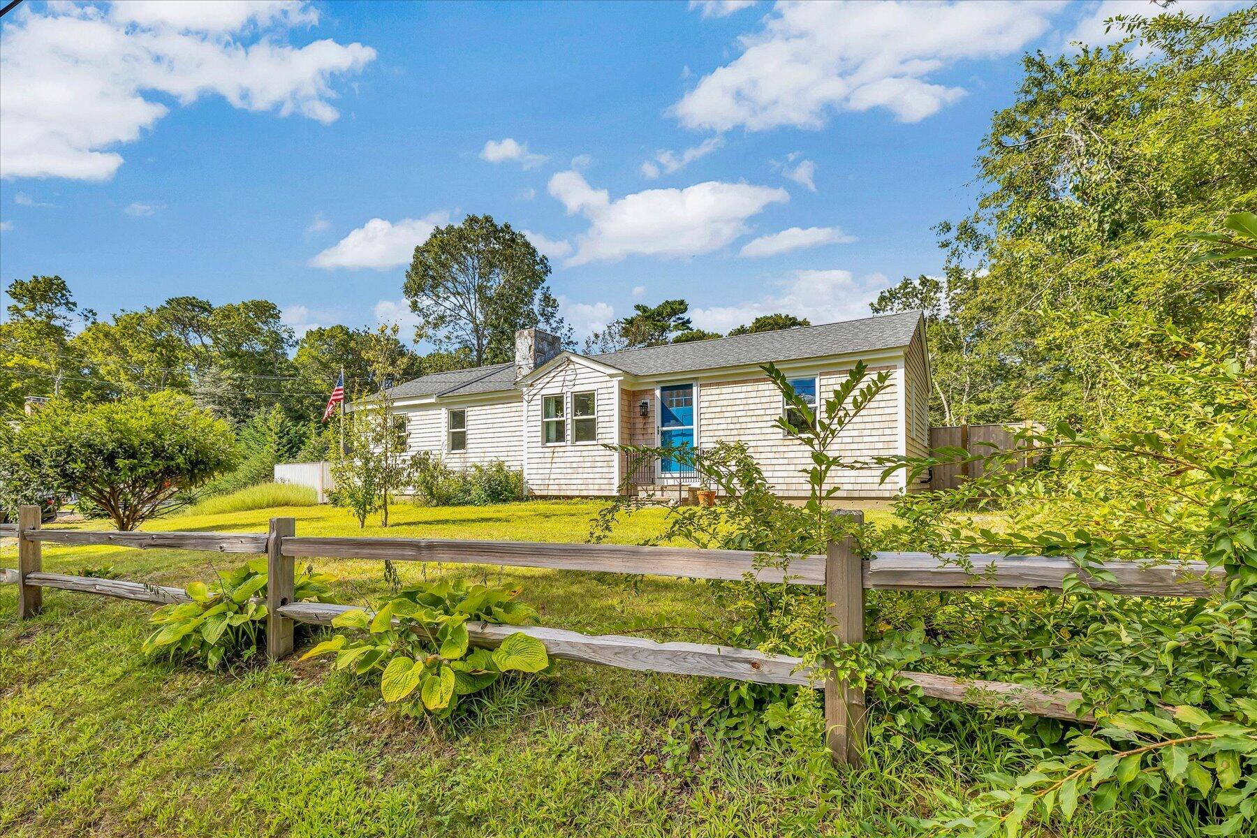 25 Raspberry Lane Marstons Mills MA 02648