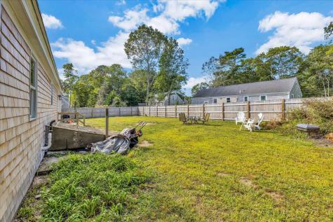 25 Raspberry Lane Marstons Mills MA 02648