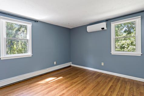 11 Warwick Way Mashpee MA 02649