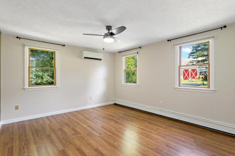 11 Warwick Way Mashpee MA 02649