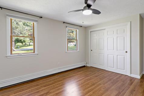 11 Warwick Way Mashpee MA 02649