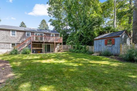 11 Warwick Way Mashpee MA 02649