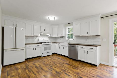 11 Warwick Way Mashpee MA 02649