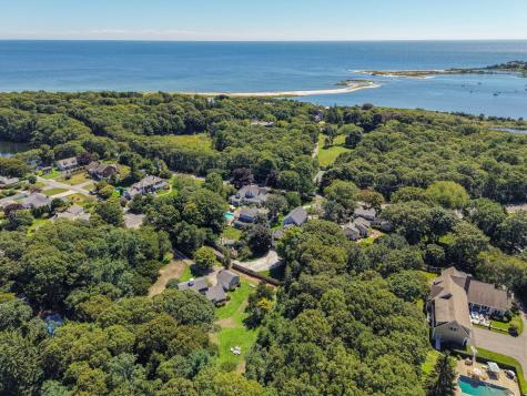 23 Swift Avenue Barnstable MA 02630