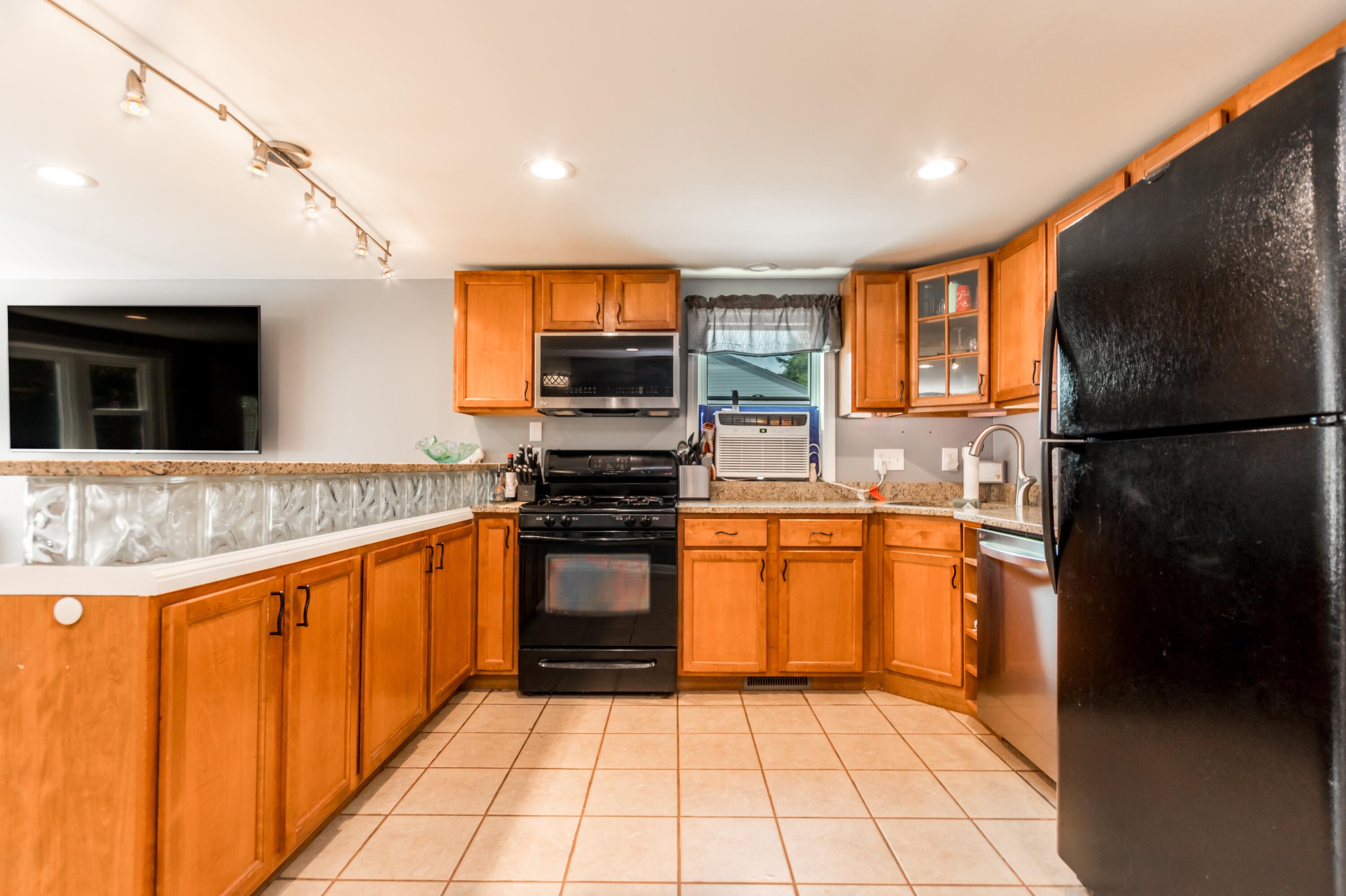 4 Standish Avenue East Wareham MA 02538