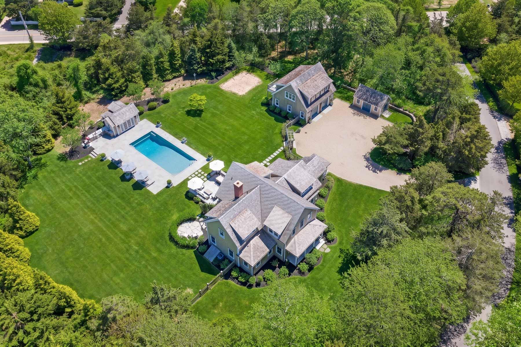 2 Noras Lane Edgartown MA 02539