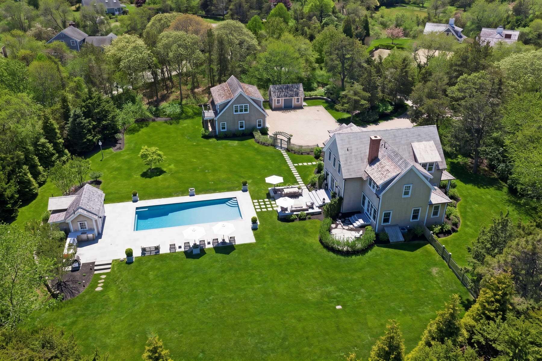 2 Noras Lane Edgartown MA 02539