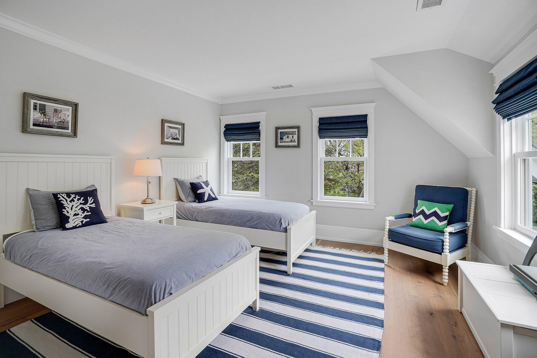 2 Noras Lane Edgartown MA 02539