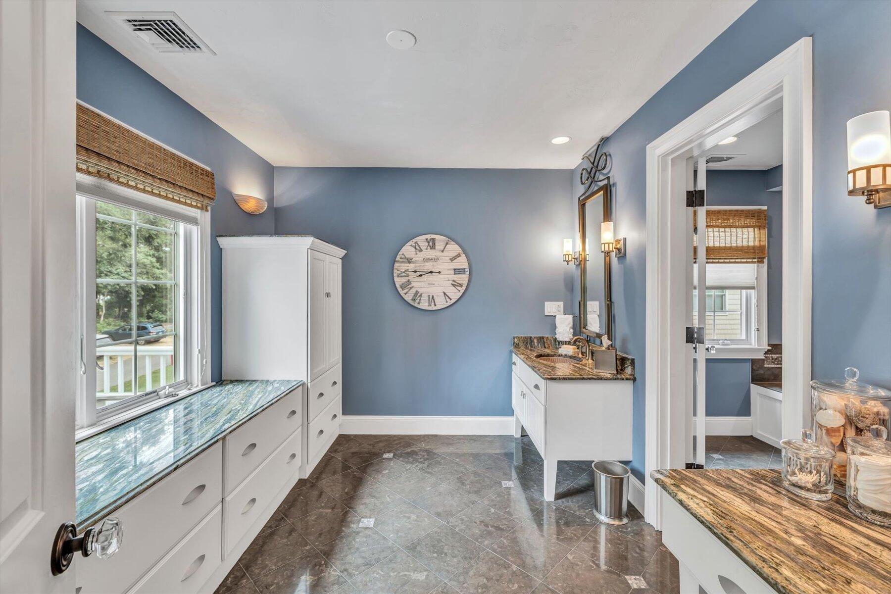 17 Cross Street Mashpee MA 02649