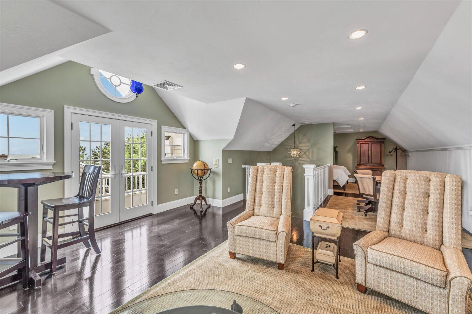 17 Cross Street Mashpee MA 02649