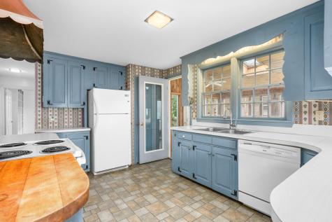 42 Oak Lane Barnstable MA 02655