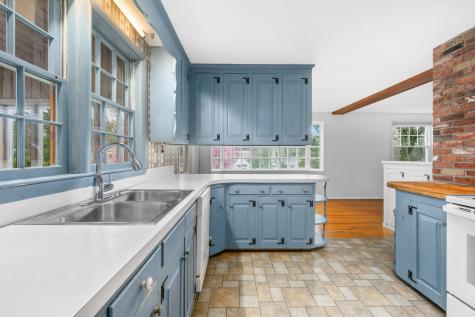 42 Oak Lane Barnstable MA 02655