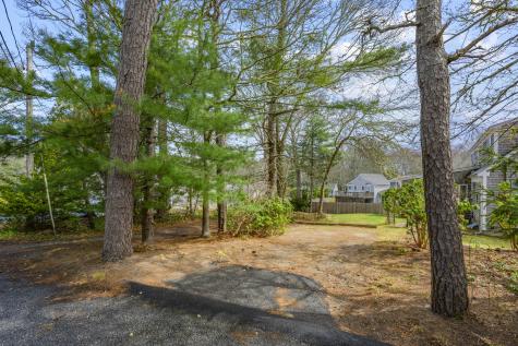 42 Oak Lane Barnstable MA 02655