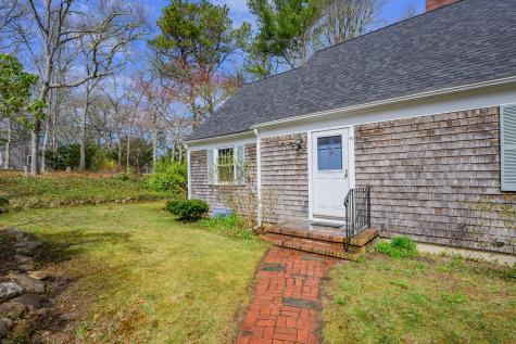 42 Oak Lane Barnstable MA 02655