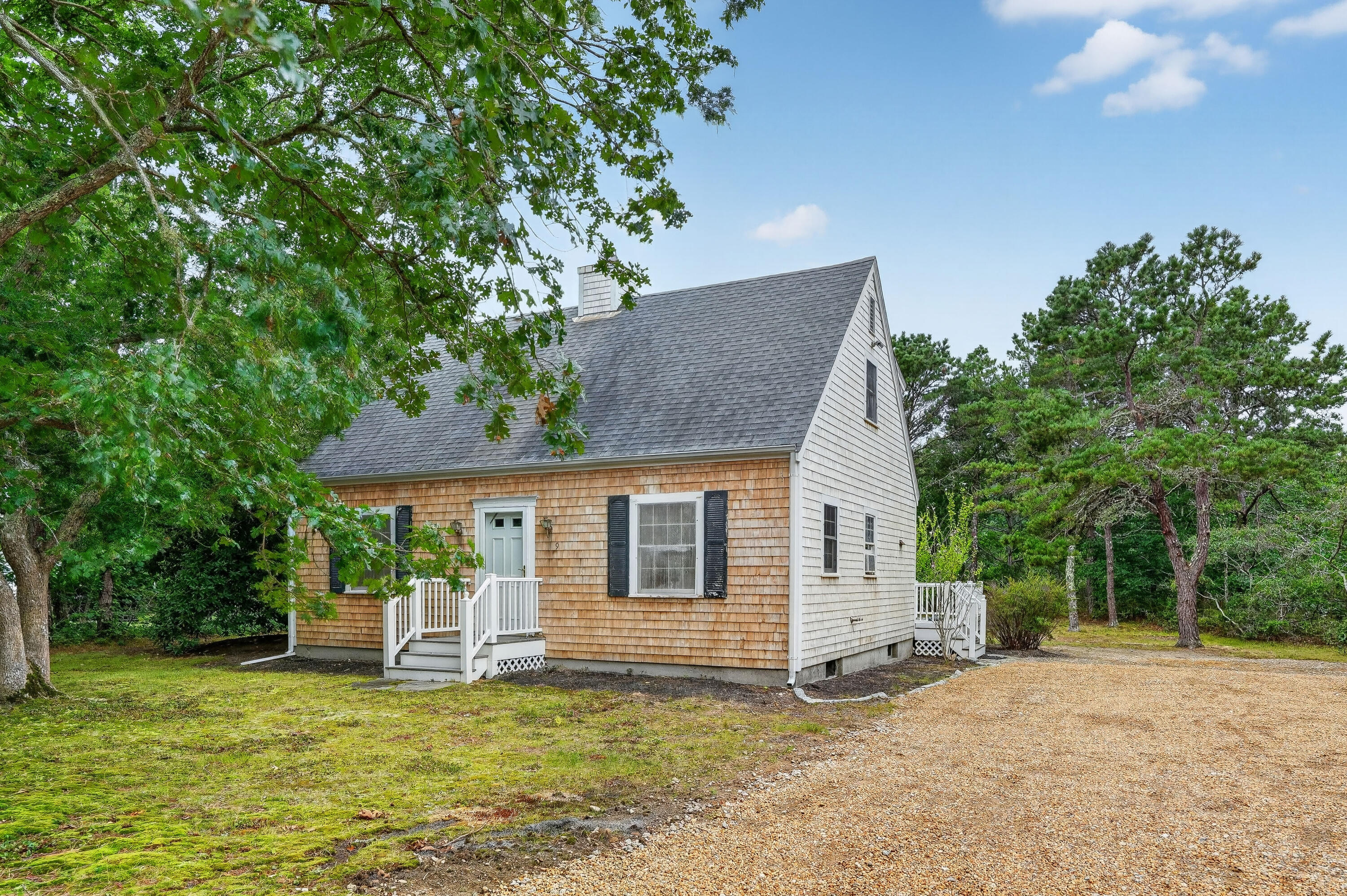 9 Marthas Road Edgartown MA 02539