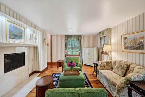 9 Marthas Road Edgartown MA 02539
