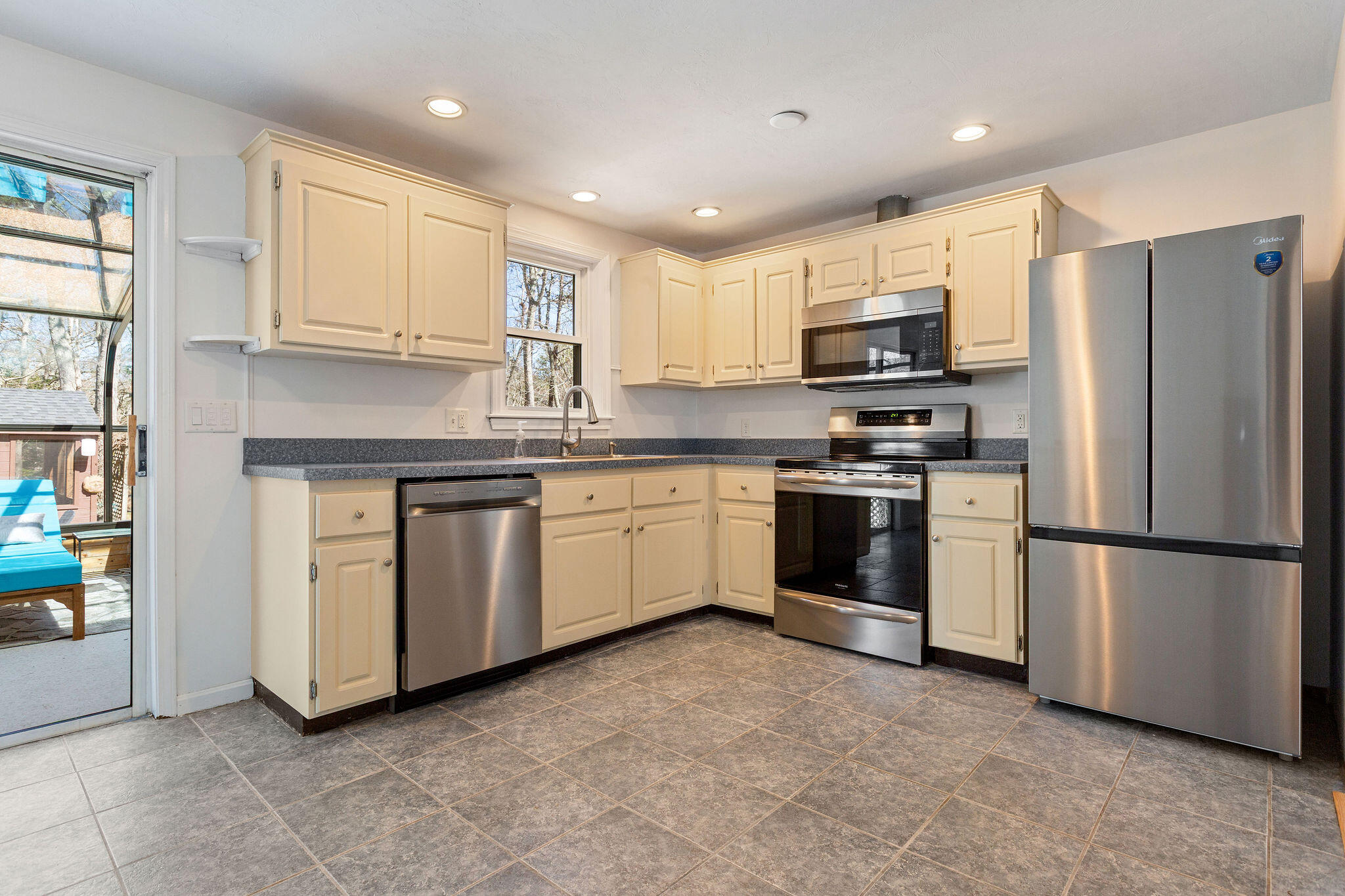 72 W Tupelo Drive Harwich MA 02645