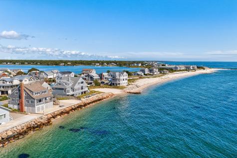 61 Menauhant Road Falmouth MA 02536