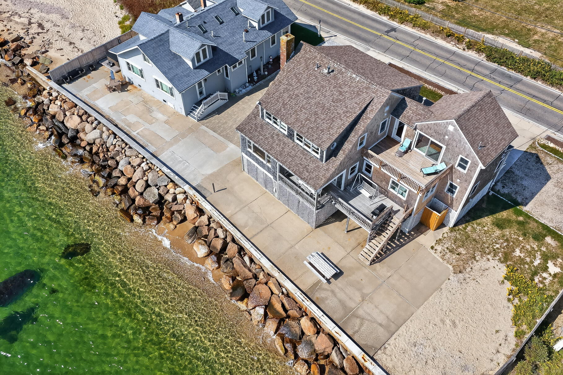 61 Menauhant Road Falmouth MA 02536