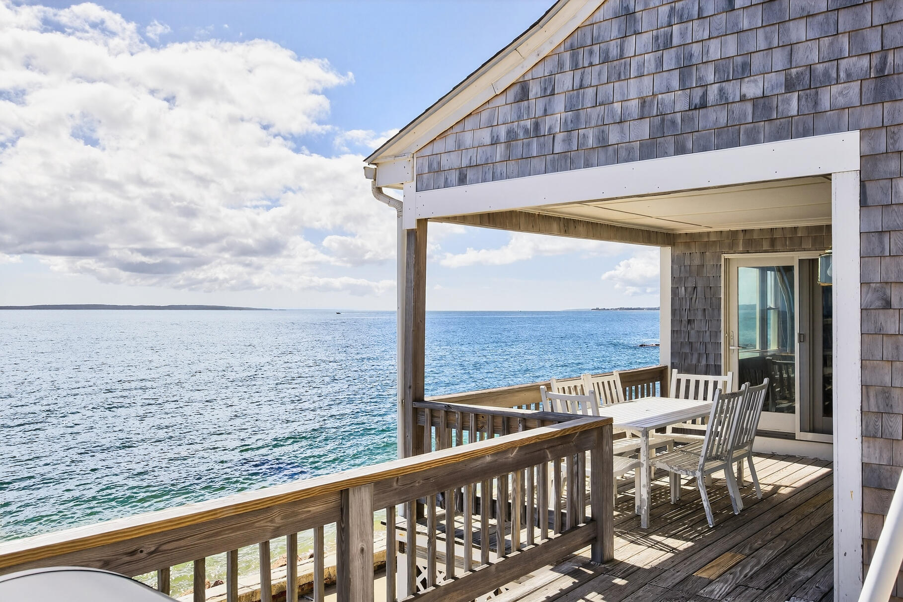 61 Menauhant Road Falmouth MA 02536