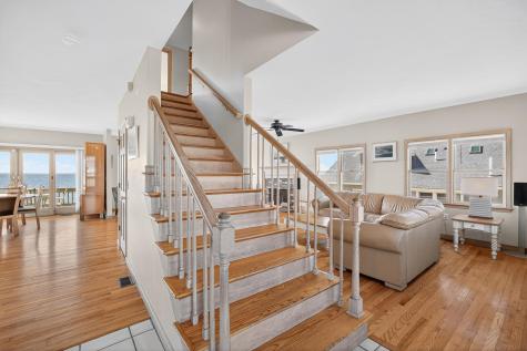 61 Menauhant Road Falmouth MA 02536