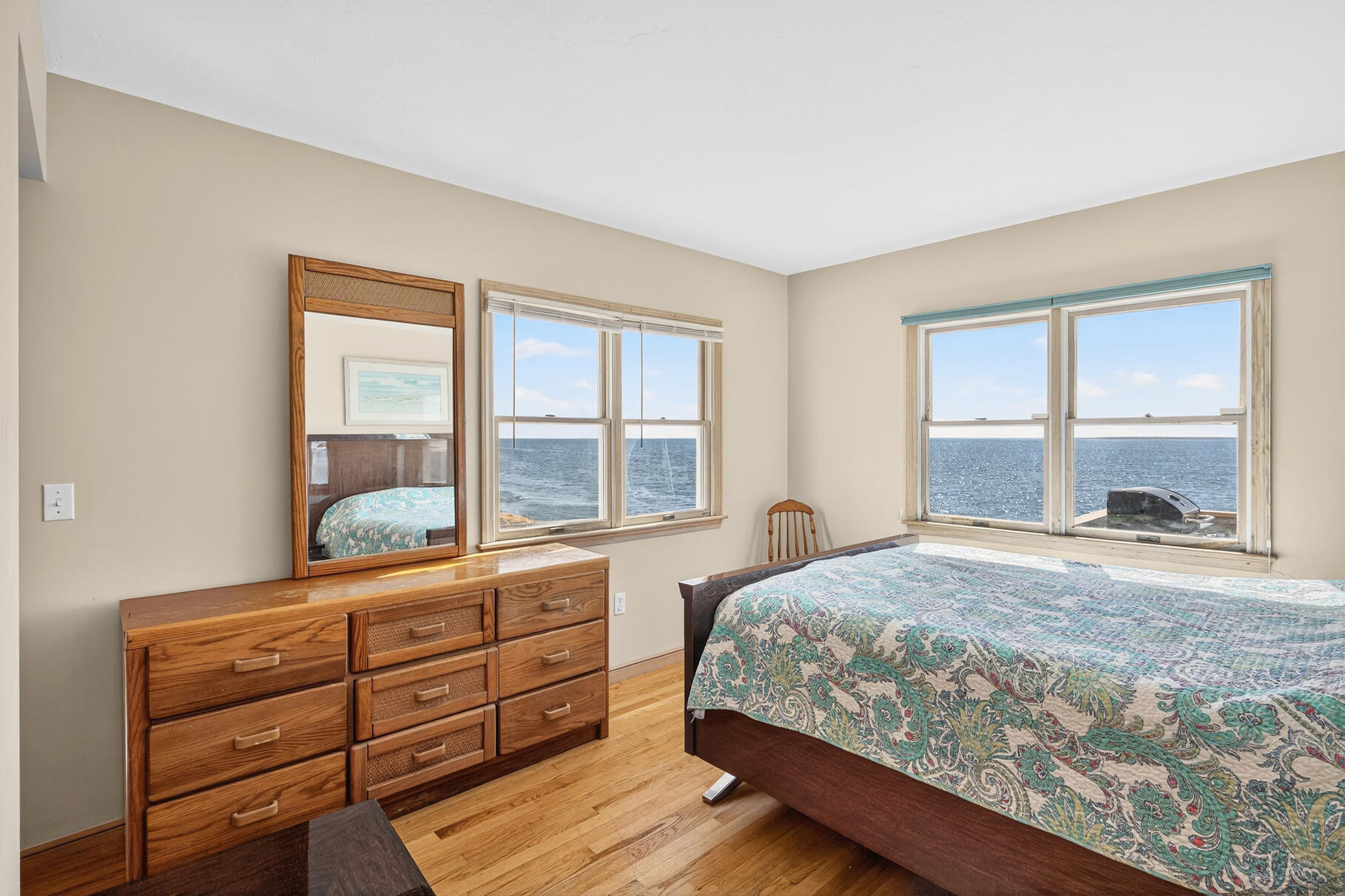 61 Menauhant Road Falmouth MA 02536