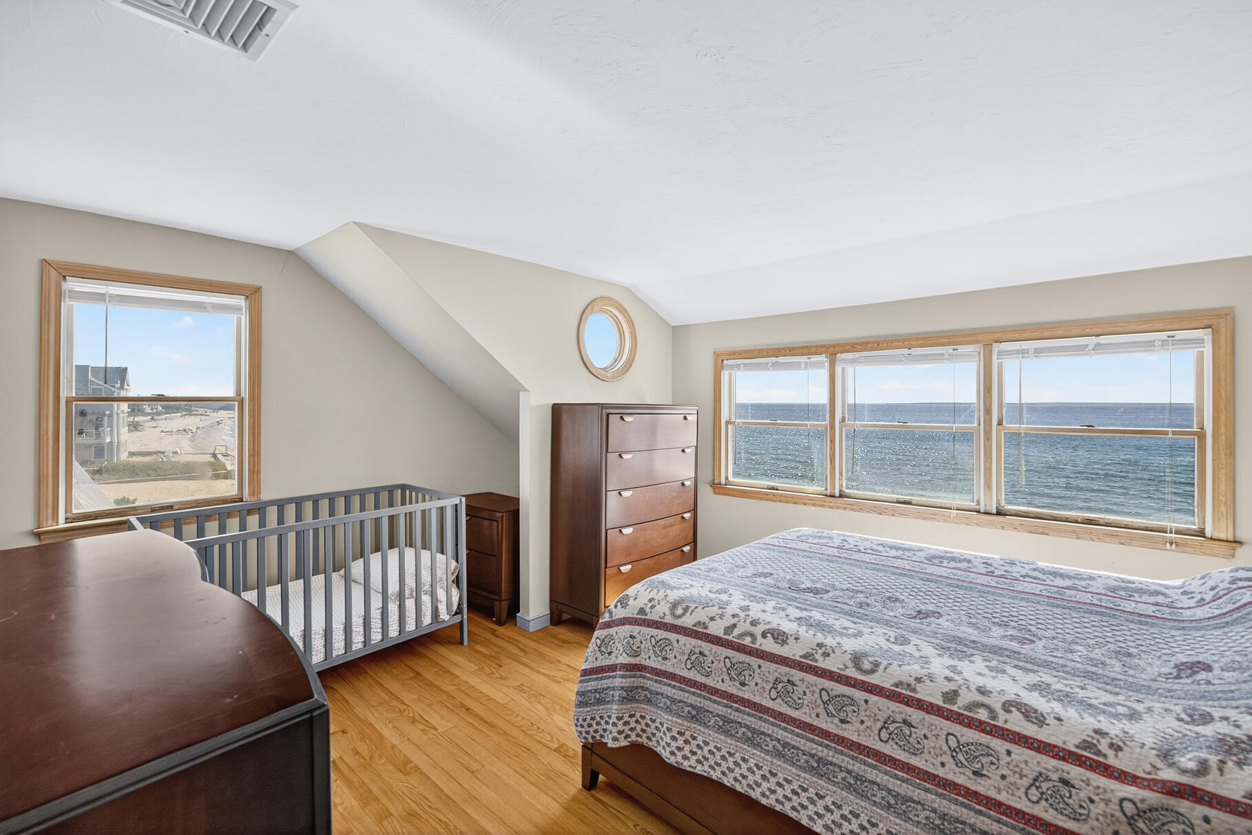 61 Menauhant Road Falmouth MA 02536