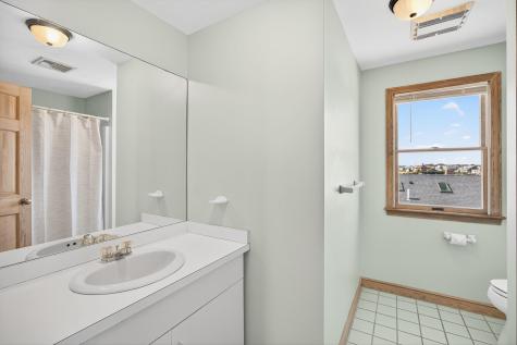 61 Menauhant Road Falmouth MA 02536