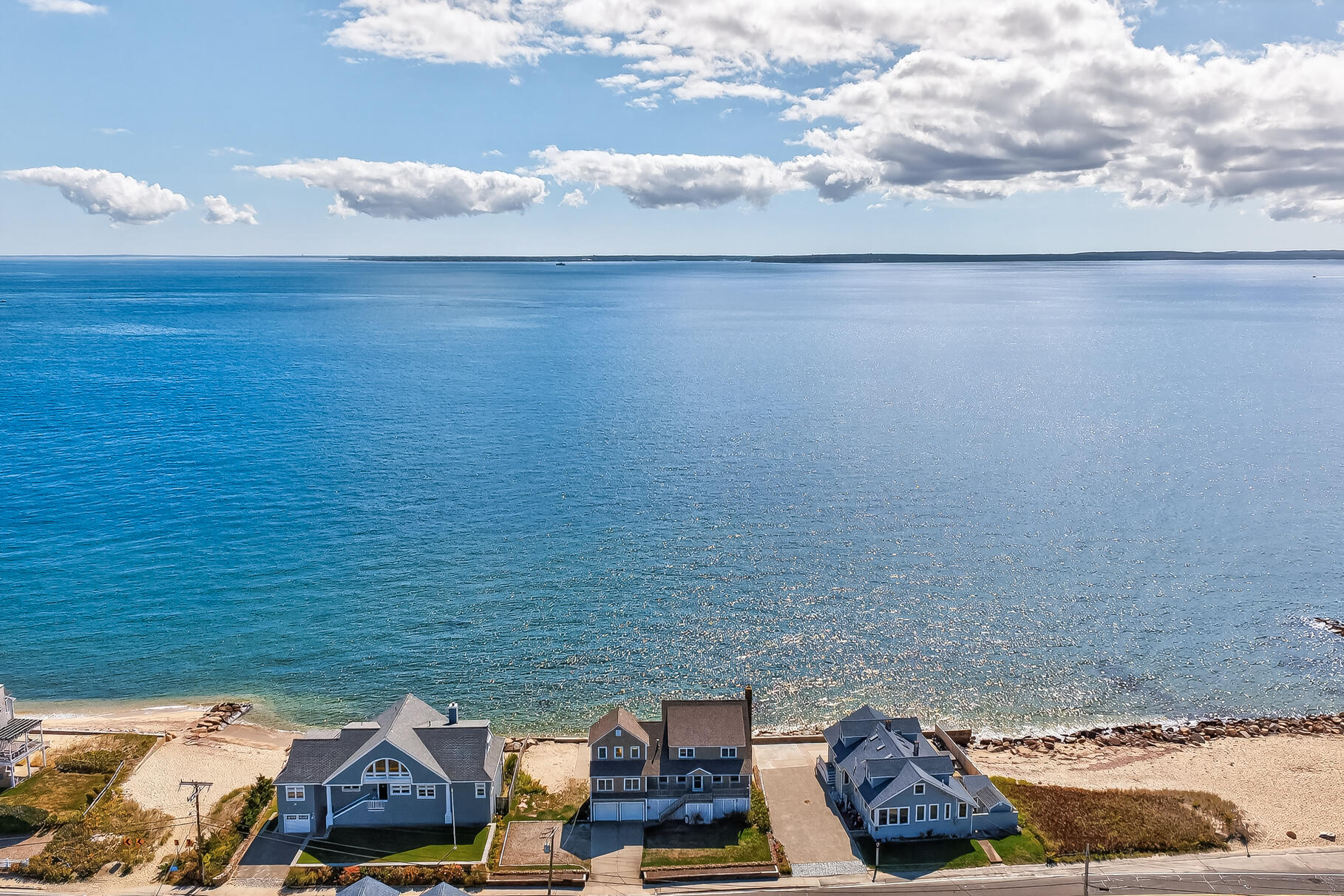 61 Menauhant Road Falmouth MA 02536