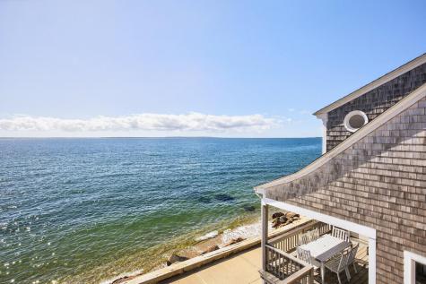 61 Menauhant Road Falmouth MA 02536