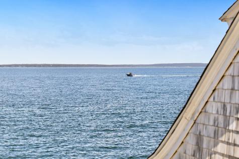 61 Menauhant Road Falmouth MA 02536