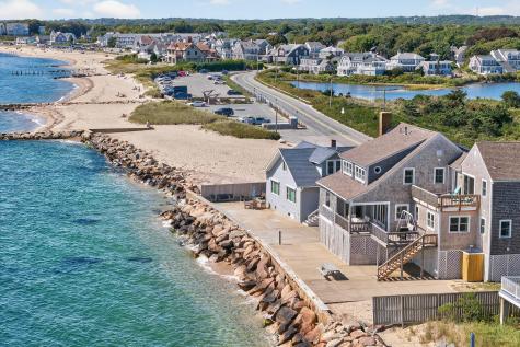 61 Menauhant Road Falmouth MA 02536