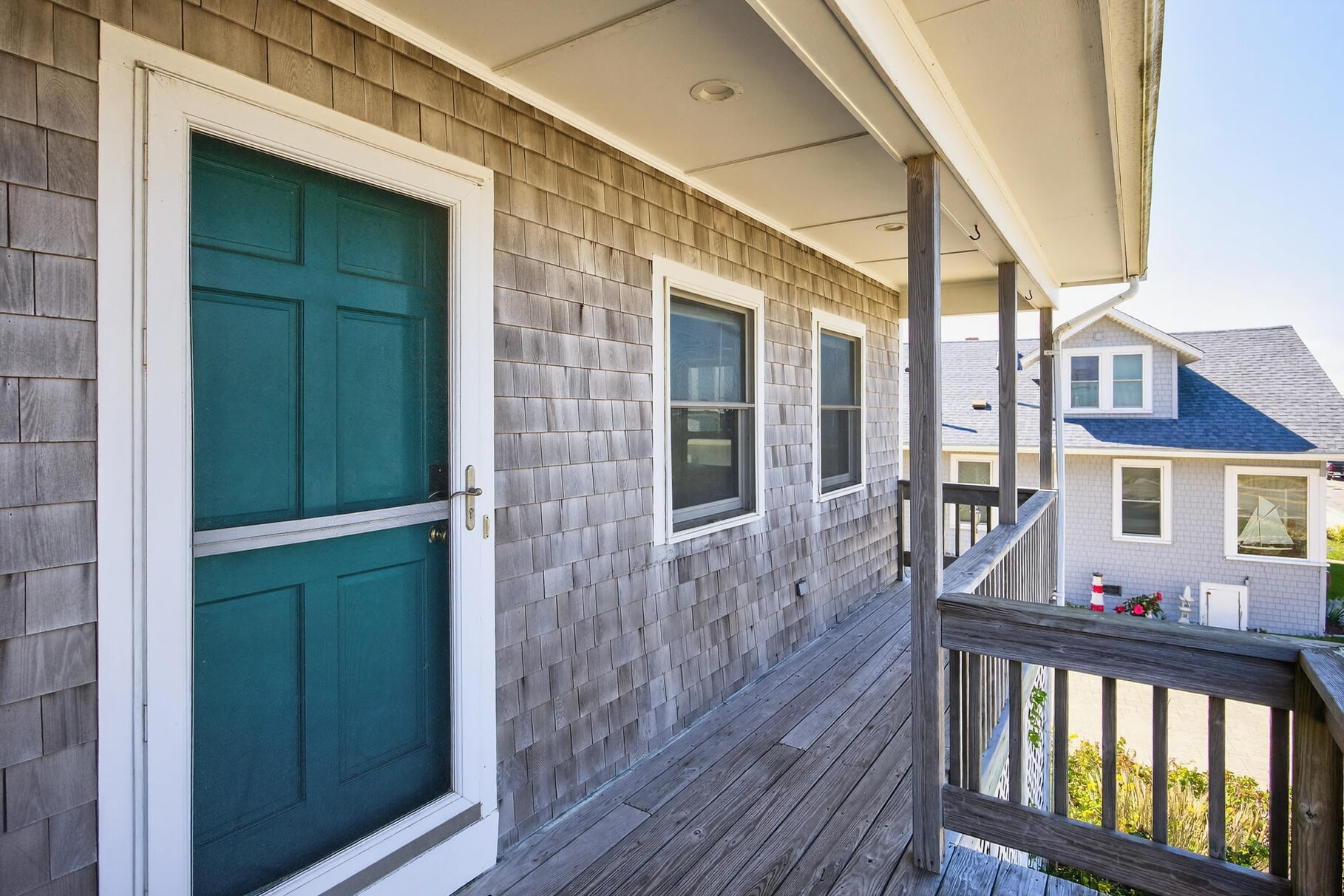 61 Menauhant Road Falmouth MA 02536