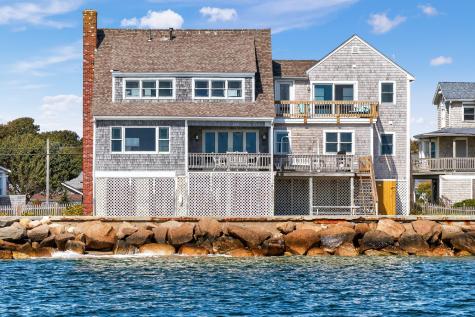 61 Menauhant Road Falmouth MA 02536