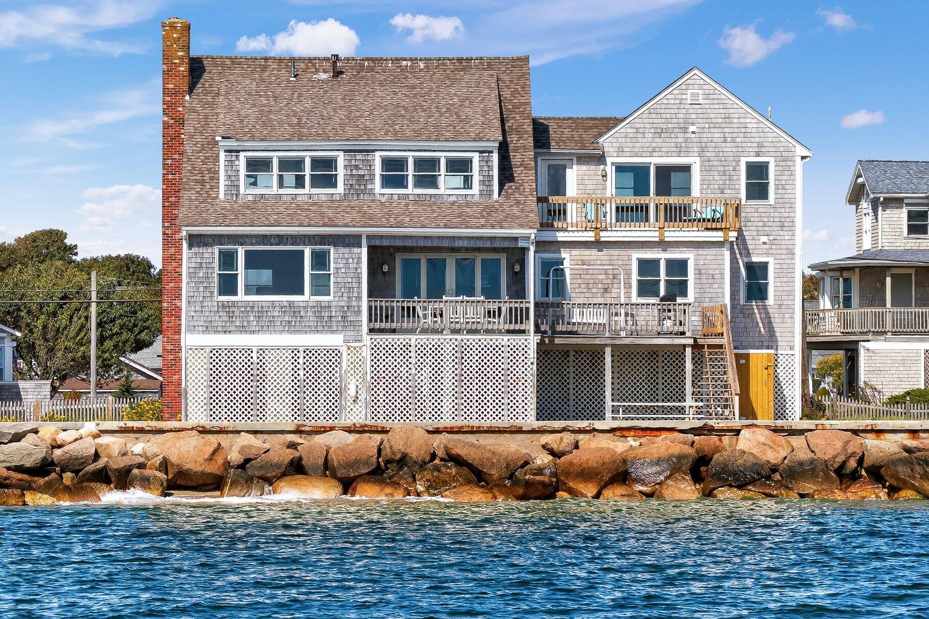 61 Menauhant Road Falmouth MA 02536