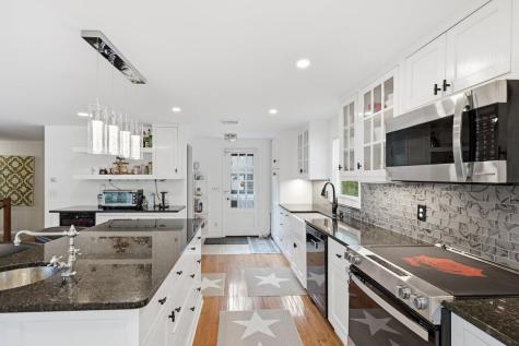 105 Hillside Drive Centerville MA 02632