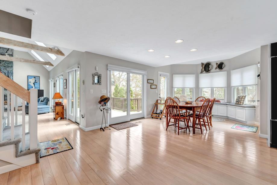 35 Punkhorn Point Road Mashpee MA 02649