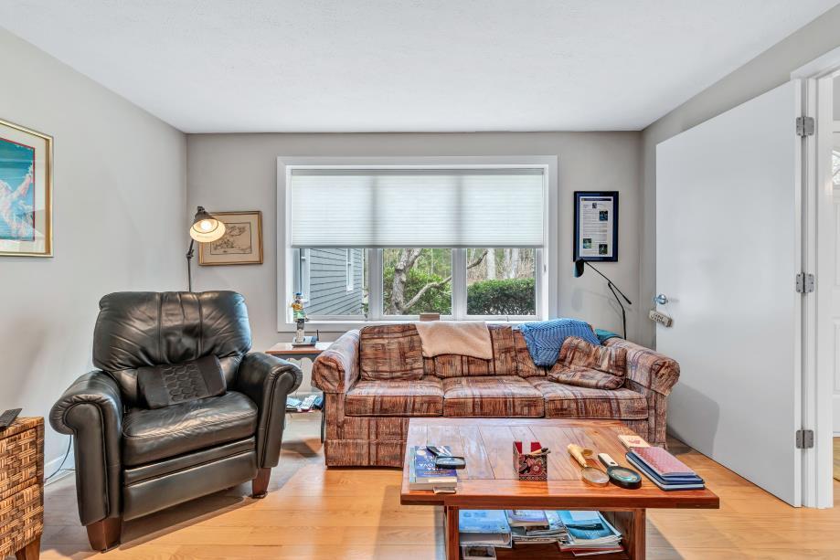 35 Punkhorn Point Road Mashpee MA 02649